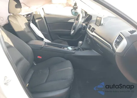 2018 Mazda Mazda3 Sport z USA, uszkodzony, nr VIN 3MZBN1U7XJM173768